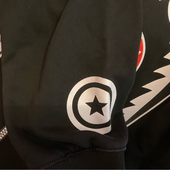 NWOT Authentic BAPE Black Shark Sweatshirt SZ XXL - Picture 7 of 9